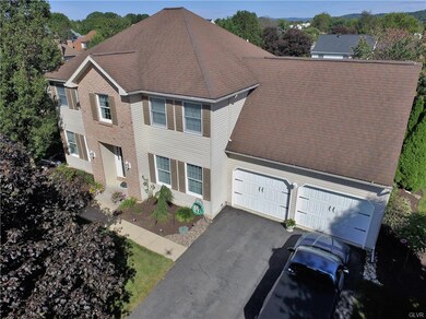 2025 Clarendon Dr, Easton, PA 18040 - photo 4