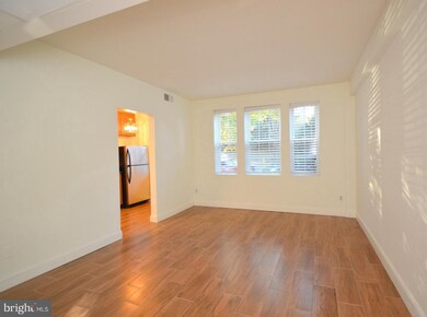 1901 N Rhodes St unit 44, Arlington, VA 22201 - photo 6