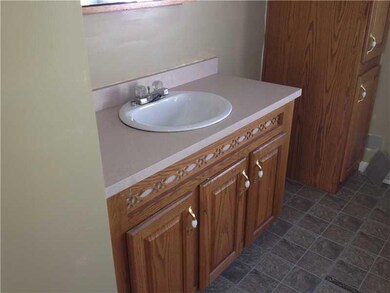 Master Bath/Spa.