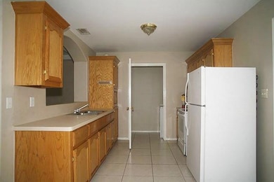 1513 Acme Ln unit A, Edinburg, TX 78541 - photo 5