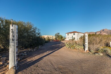 008_Exterior Entry