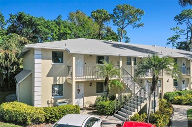 28100 Pine Haven Way unit 5, Bonita Springs, FL 34135 - photo 2