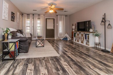 2107 Mitzi Ln, Jonesboro, AR 72405 - photo 2