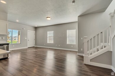 3846 E Cunninghill Dr, Eagle Mountain, UT 84005 - photo 2