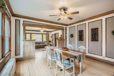 4055 2nd Ave S - Web Quality - 006 - 08 4057 Dining Room.jpg