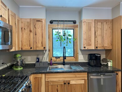 1858 King Hill Rd, Readsboro, VT 05350 - photo 2