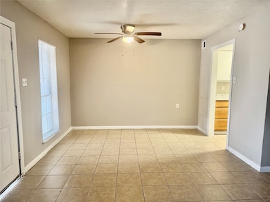 Dining area adjacent to kitchen