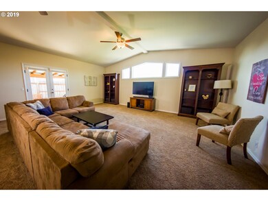 2577 Elysium Ave, Eugene, OR 97401 - photo 4