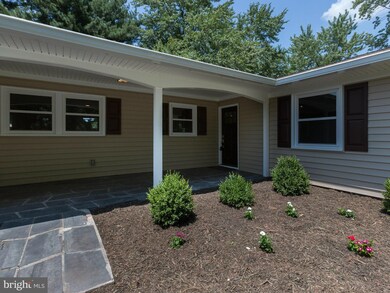 4201 Pinefield Ct, Fairfax, VA 22033 - photo 5