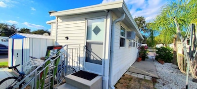 37251 Chancey Rd unit 70, Zephyrhills, FL 33541 - photo 4