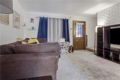 2823 Ithaca St, Allentown, PA 18103 - photo 4