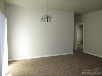 1357 NW 18th St, Redmond, OR 97756 - photo 6