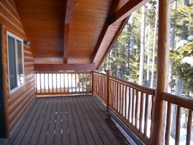Upper deck