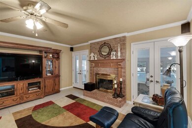 8318 Wilde Lake Rd, Pensacola, FL 32526 - photo 3