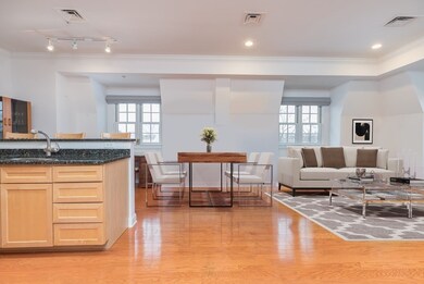 1 Russell St unit 401, Cambridge, MA 02140 - photo 2