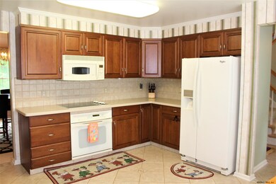 150 Droms Rd, Schenectady, NY 12302 - photo 5