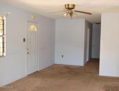 8076 Jeff Davis Dr, Bay Saint Louis, MS 39520 - photo 7