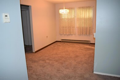 Dining Rm