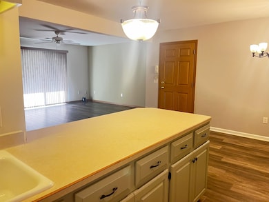 590 Kelvington Dr, Sun Prairie, WI 53590 - photo 6