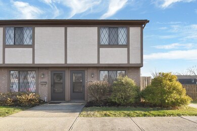 3-web-or-mls-5561-cartwright-ln