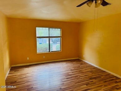 43573 W Blazen Trail unit 1, Maricopa, AZ 85138 - photo 4