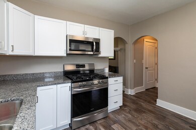 3819 E 30th St, Des Moines, IA 50317 - photo 3