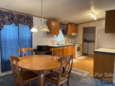 204 Humphrey Rd, Gastonia, NC 28052 - photo 3