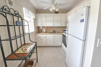 271 Andover K unit 271, West Palm Beach, FL 33417 - photo 4