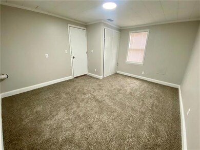 1310 W 27th St S, Independence, MO 64052 - photo 3