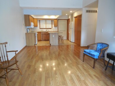 1417 Pegwood Dr, Columbus, OH 43229 - photo 3