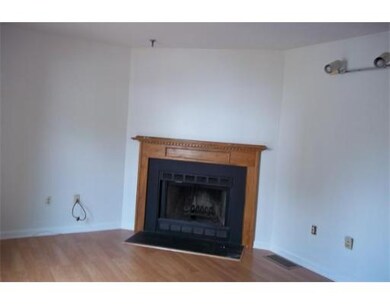 25 Tobey Rd unit 54, Dracut, MA 01826 - photo 2