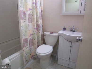 34 Longeron Dr, Middle River, MD 21220 - photo 7