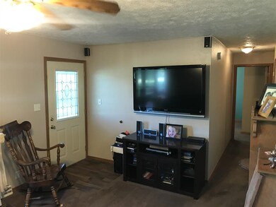 745 W Happy Hollow Rd, Janesville, WI 53546 - photo 6