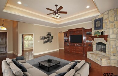 5880 5880 Stonegate Trail, Tyler, TX 75703 - photo 5