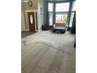 2202 SW Northstar Way, Troutdale, OR 97060 - photo 5