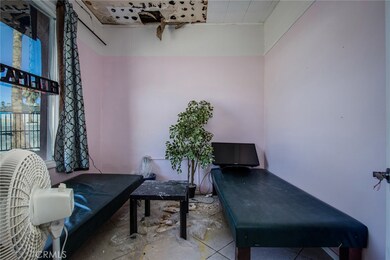 5929 Adobe Rd, Twentynine Palms, CA 92277 - photo 6