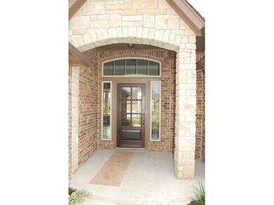 613 Lindsey Ln, Moore, OK 73160 - photo 3