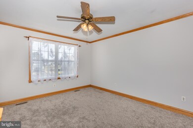 453 4th St, Taneytown, MD 21787 - photo 3