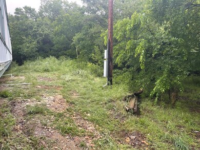 300 Cactus View Dr, Springtown, TX 76082 - photo 5