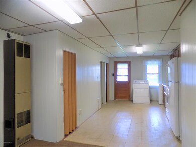 1946 Washburn St, Scranton, PA 18504 - photo 5