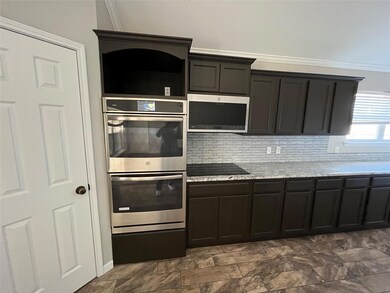 3005 Stroll Dr, Granbury, TX 76049 - photo 7