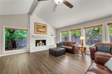 1807 Sabine Ct, College Station, TX 77840 - photo 3