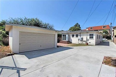 LOT SIZE W/REAR