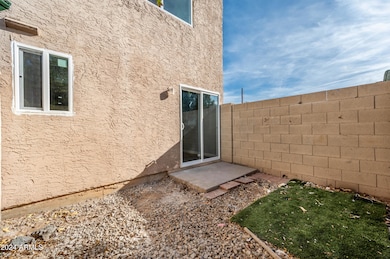 3044 E Beck Ln Apt 8, Phoenix, AZ 85032-