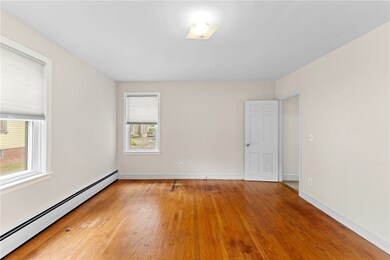 692 Hope St unit 1, Bristol, RI 02809 - photo 4
