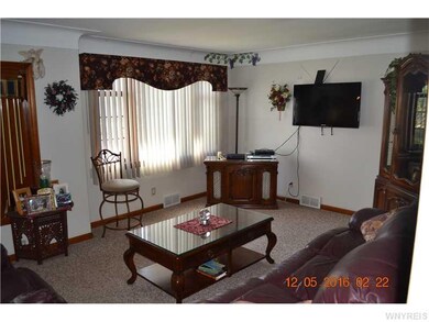 Living Room. LIVINGROOM HAS TRAY CELING