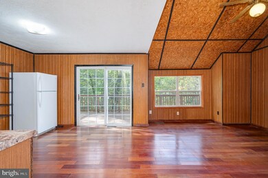 289 Crowfoot Ln, Gerrardstown, WV 25420 - photo 5