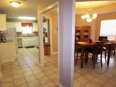 208 Wildwood Dr, Pineville, LA 71360 - photo 4