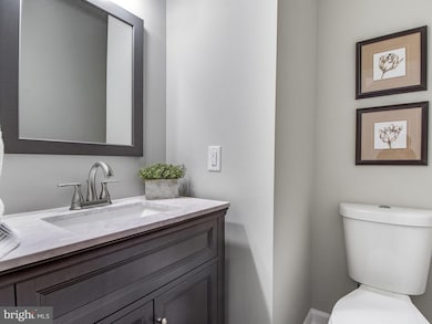 10508 Foxridge Ct, Bowie, MD 20721 - photo 5