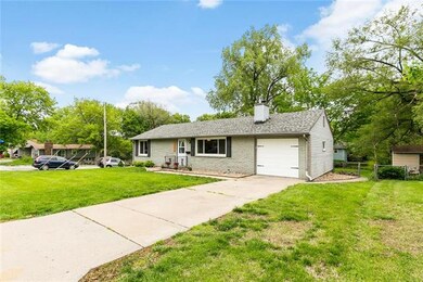 10213 W 55th St, Shawnee, KS 66203 - photo 2